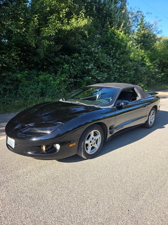 2002 Pontiac Firebird 4th Gen - Image 4 of 9