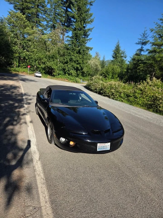 2002 Pontiac Firebird 4th Gen - Image 2 of 9