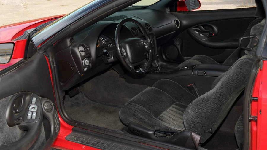 2002 Pontiac Firebird 4th Gen - Image 4 of 18