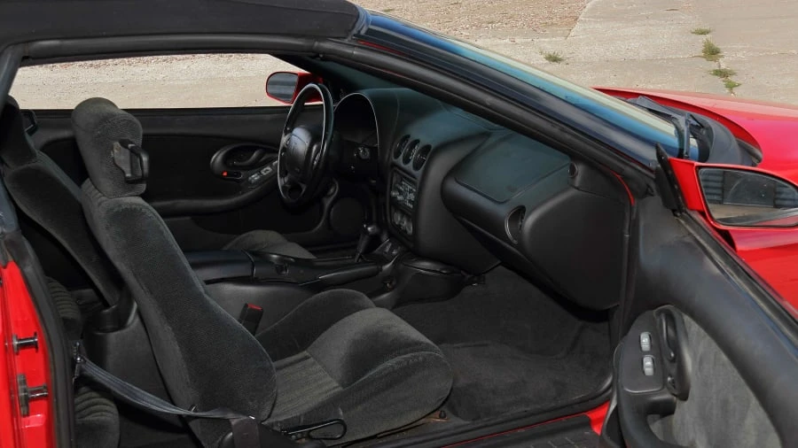 2002 Pontiac Firebird 4th Gen - Image 5 of 18