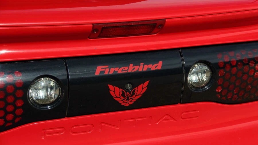 2002 Pontiac Firebird 4th Gen - Image 9 of 18