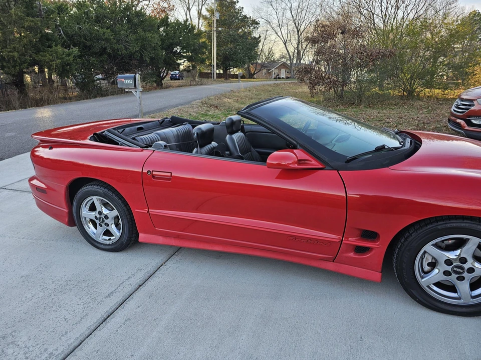 2002 Pontiac Firebird 4th Gen - Image 18 of 31