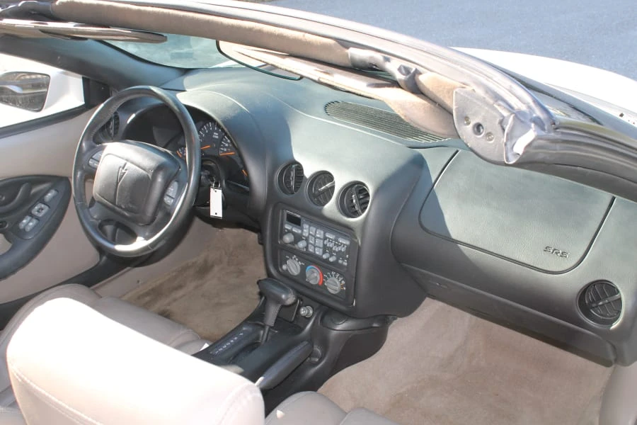 2002 Pontiac Firebird 4th Gen - Image 4 of 10