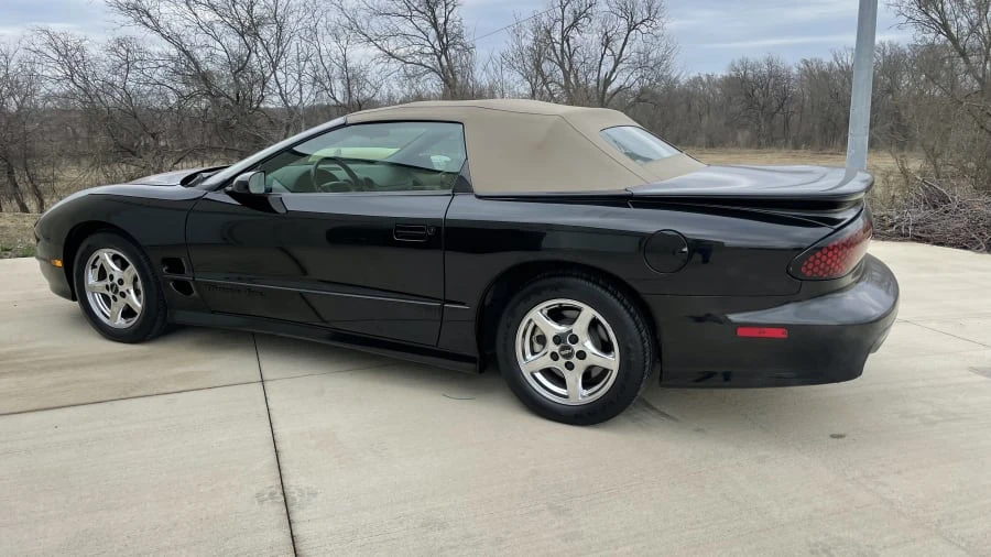 2002 Pontiac Firebird 4th Gen - Image 13 of 13