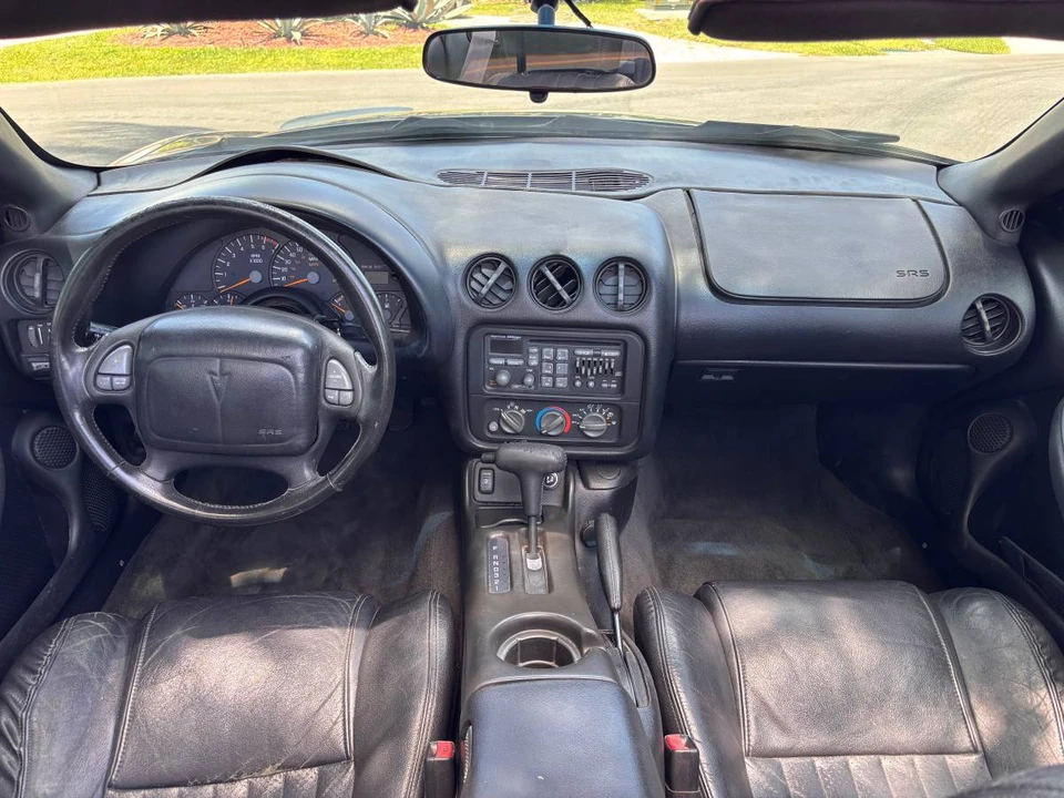 2002 Pontiac Firebird - Image 12 of 13