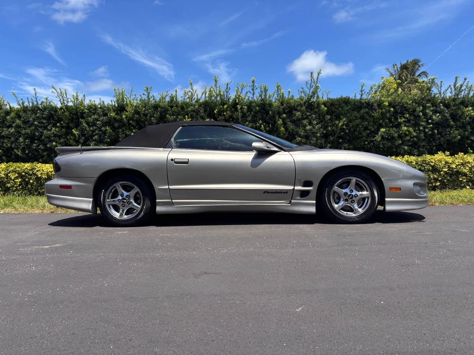 2002 Pontiac Firebird - Image 3 of 13