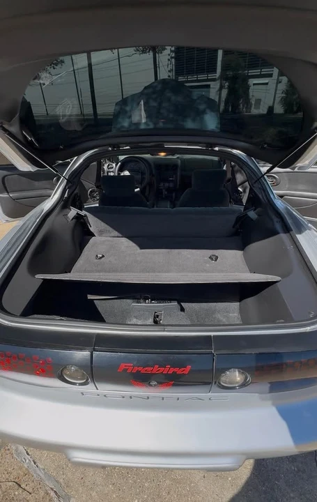 2002 Pontiac Firebird 4th Gen - Image 16 of 18