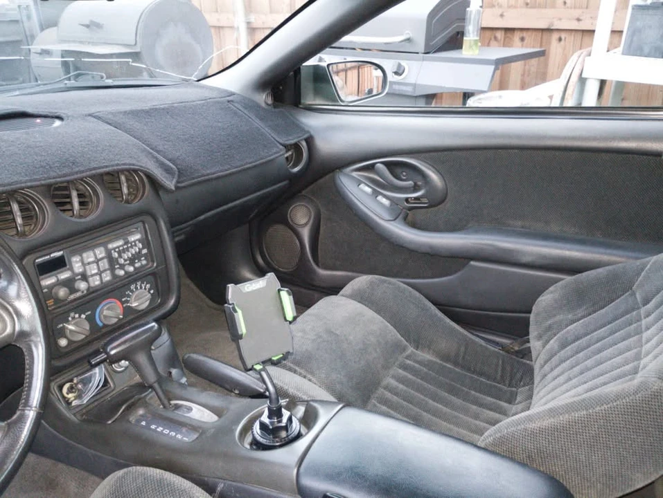 2002 Pontiac Firebird 4th Gen - Image 3 of 6