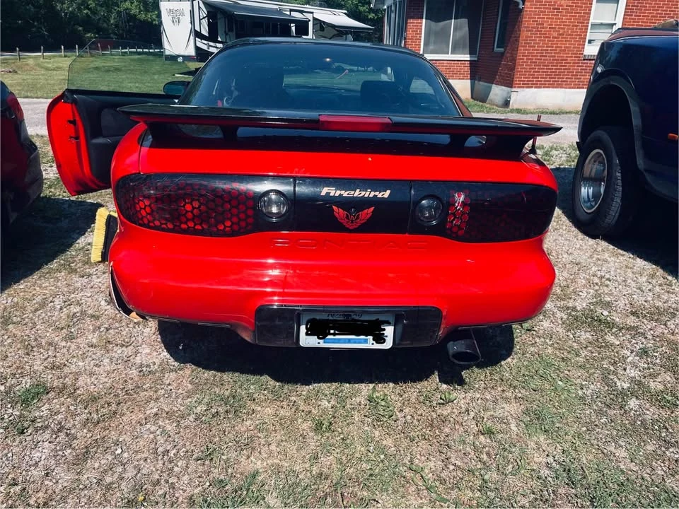 2002 Pontiac Firebird 4th Gen - Image 2 of 13