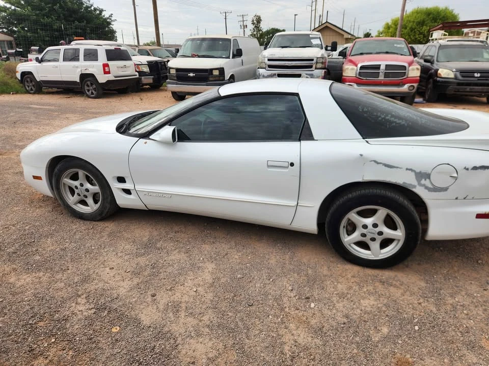 2002 Pontiac Firebird 4th Gen - Image 14 of 18