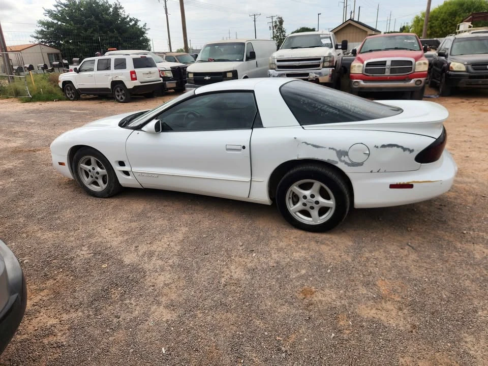 2002 Pontiac Firebird 4th Gen - Image 5 of 18