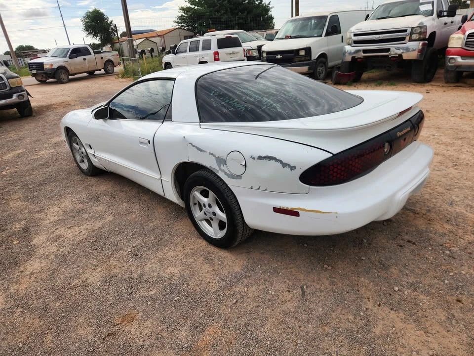 2002 Pontiac Firebird 4th Gen - Image 13 of 18