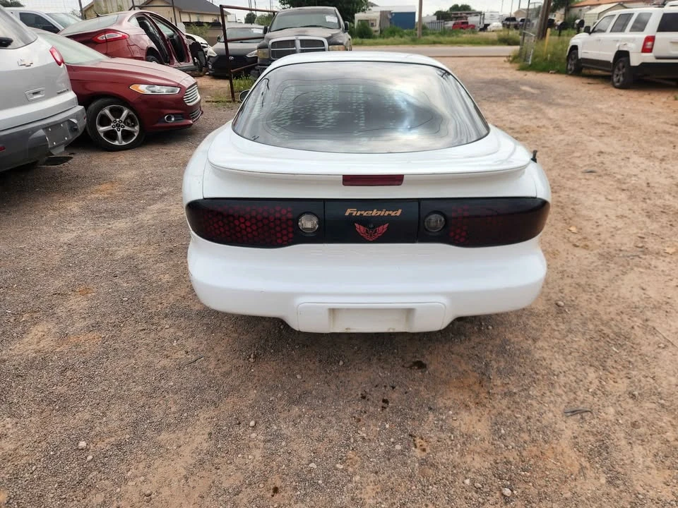2002 Pontiac Firebird 4th Gen - Image 4 of 18
