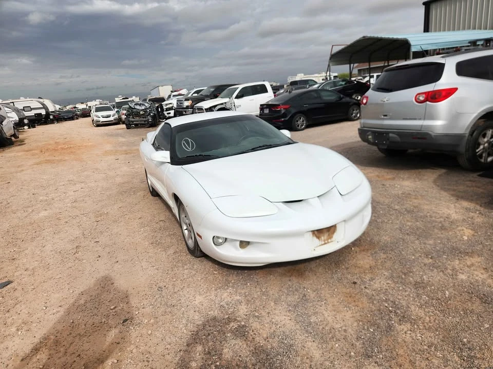 2002 Pontiac Firebird 4th Gen - Image 7 of 18