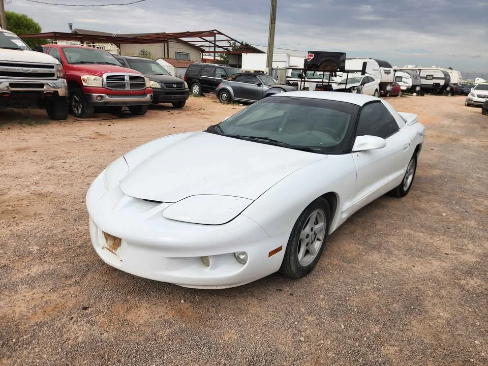 2002 Pontiac Firebird 4th Gen - Image 9 of 18