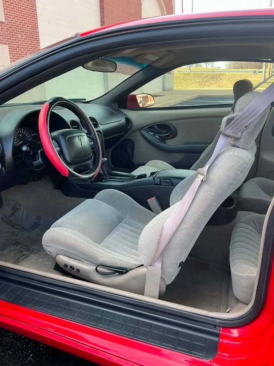 2002 Pontiac Firebird 4th Gen - Image 14 of 20