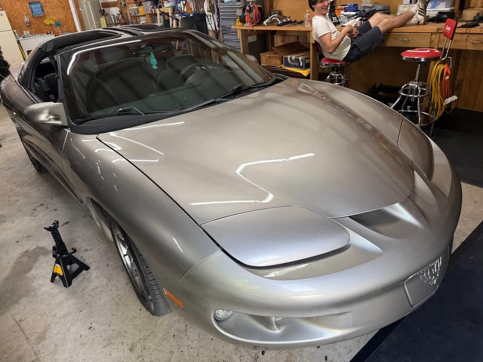 2002 Pontiac Firebird 4th Gen - Image 2 of 17