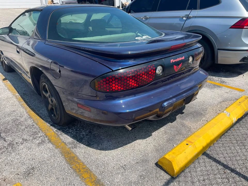 2002 Pontiac Firebird 4th Gen - Image 4 of 10