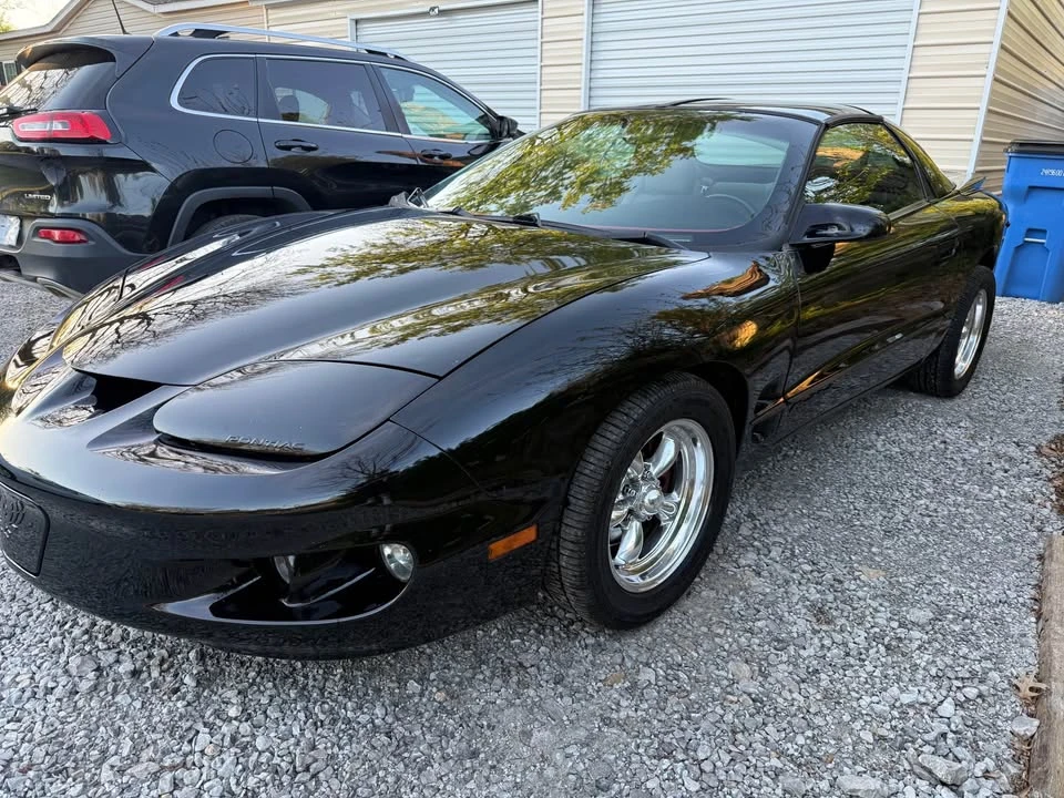 2002 Pontiac Firebird 4th Gen - Image 10 of 15