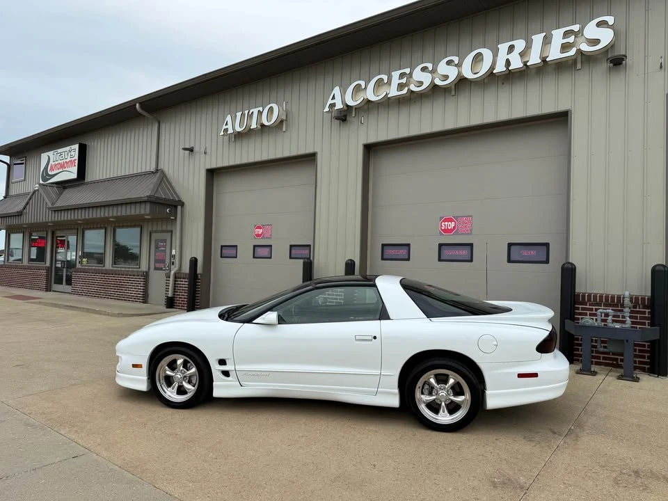 2002 Pontiac Firebird 4th Gen - Image 8 of 20