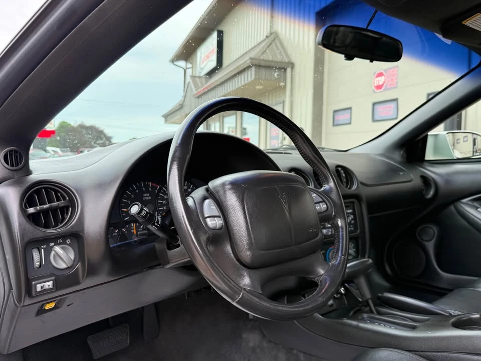 2002 Pontiac Firebird 4th Gen - Image 15 of 20