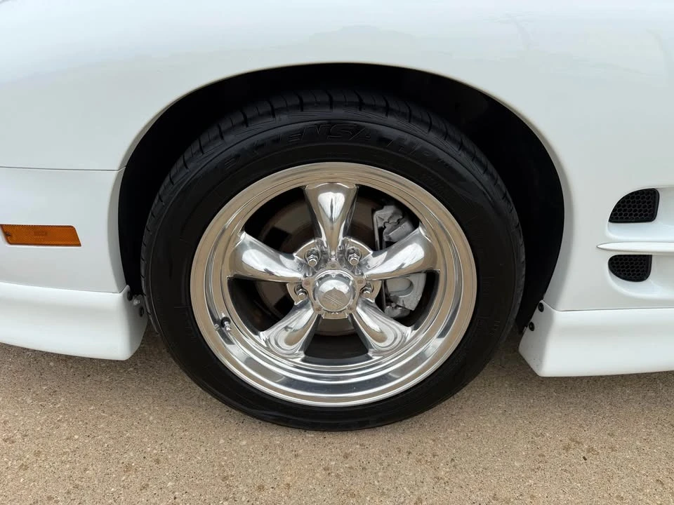 2002 Pontiac Firebird 4th Gen - Image 9 of 20