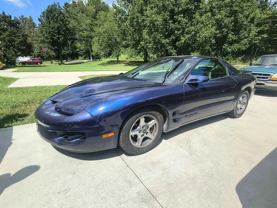 2002 Pontiac Firebird 4th Gen - Image 2 of 5