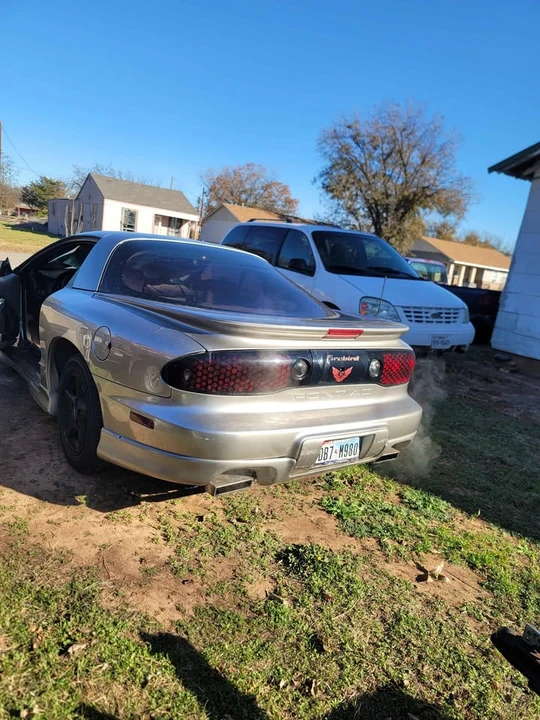2002 Pontiac Firebird 4th Gen - Image 4 of 11