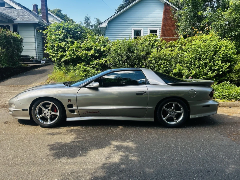 2002 Pontiac Firebird Formula 4th Gen - Image 13 of 13