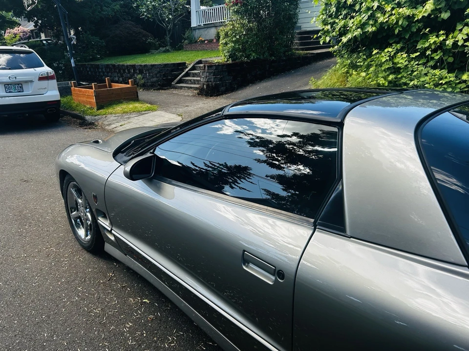 2002 Pontiac Firebird Formula 4th Gen - Image 9 of 13