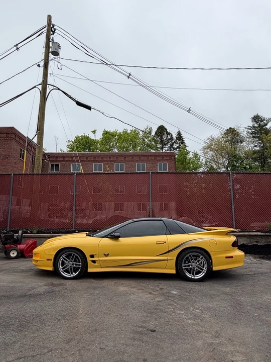 2002 Pontiac Firebird Formula 4th Gen - Image 8 of 22