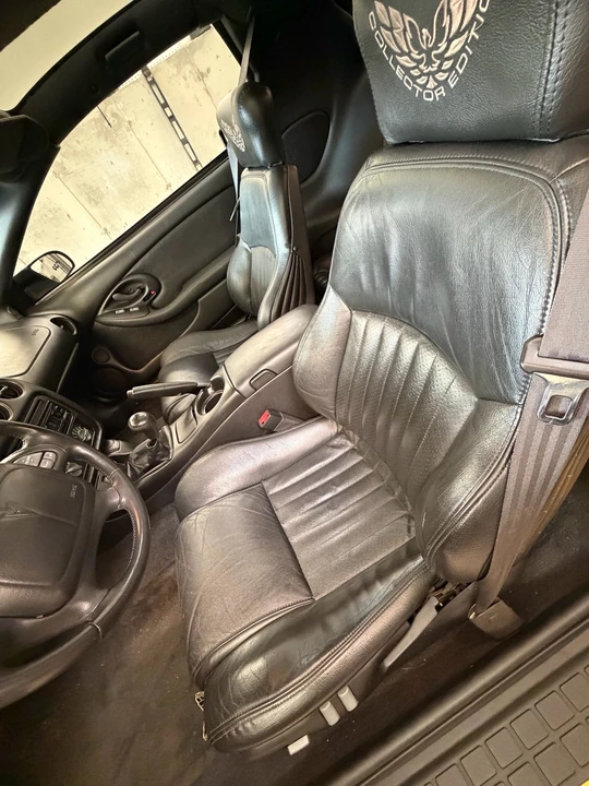 2002 Pontiac Firebird Formula 4th Gen - Image 10 of 22