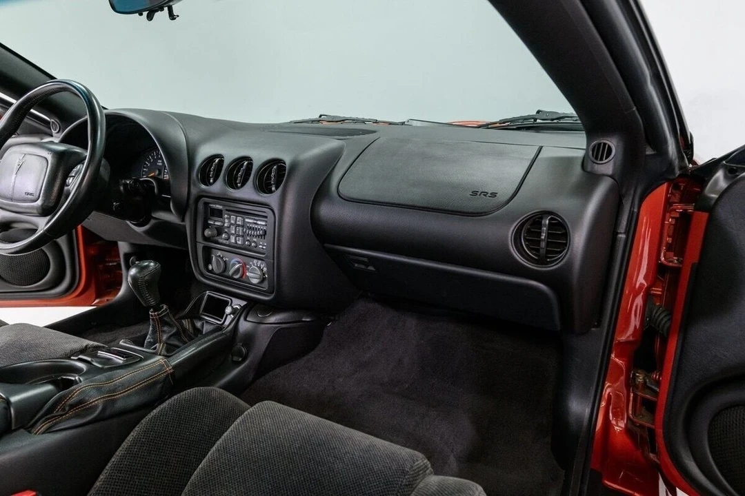 2002 Pontiac Firebird Trans Am 4th Gen - Image 14 of 21