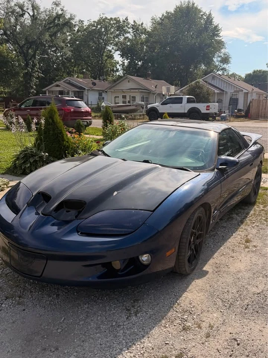 2002 Pontiac Firebird Formula 4th Gen - Image 6 of 13