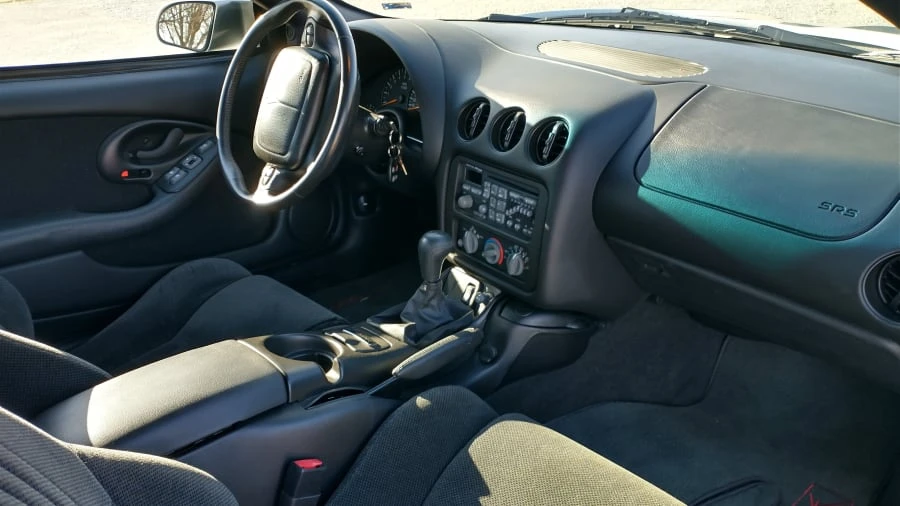 2002 Pontiac Firebird 4th Gen - Image 7 of 17