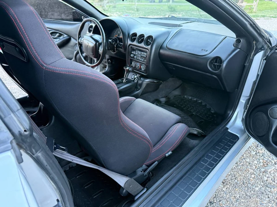 2002 Pontiac Firebird 4th Gen - Image 10 of 11