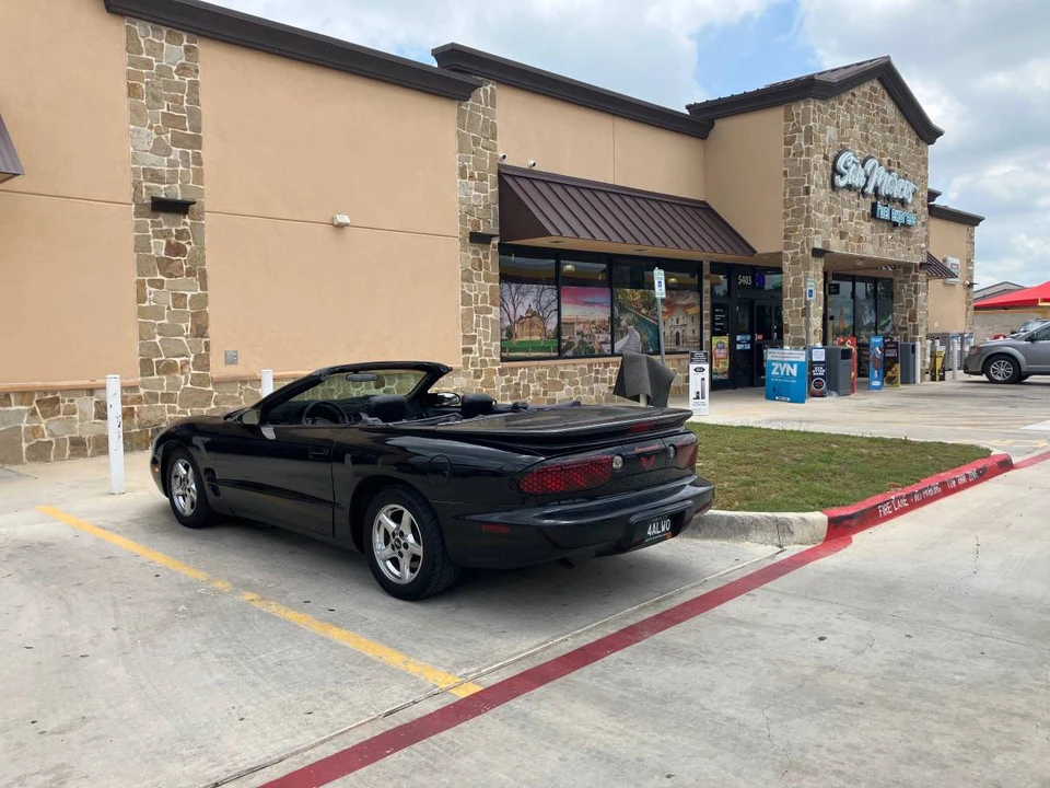 2002 Pontiac Firebird - Image 10 of 24
