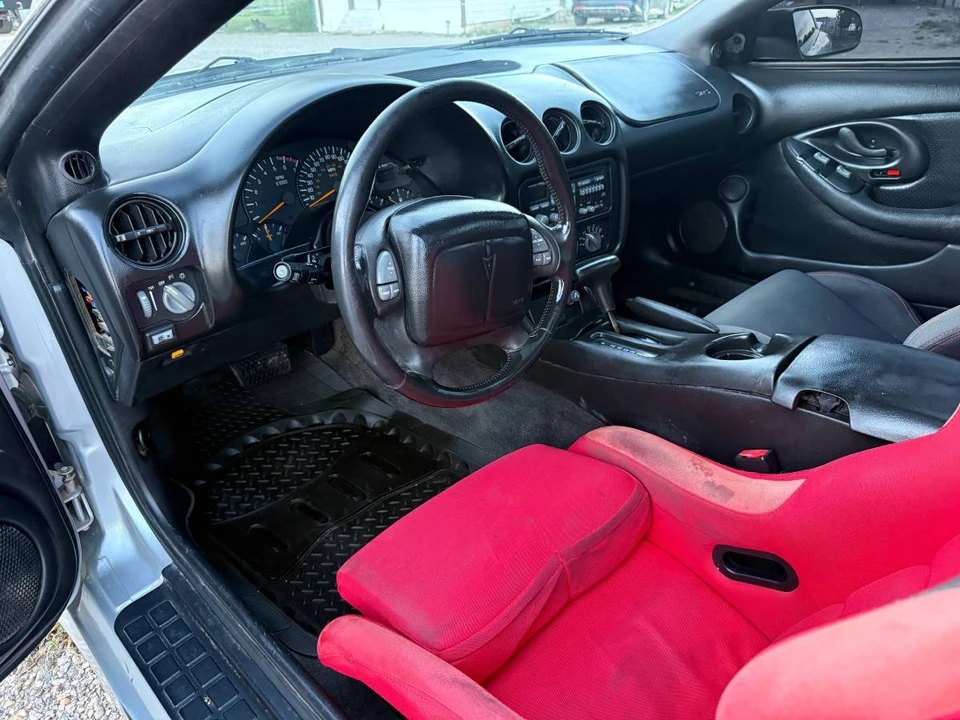 2002 Pontiac Firebird 4th Gen - Image 3 of 10