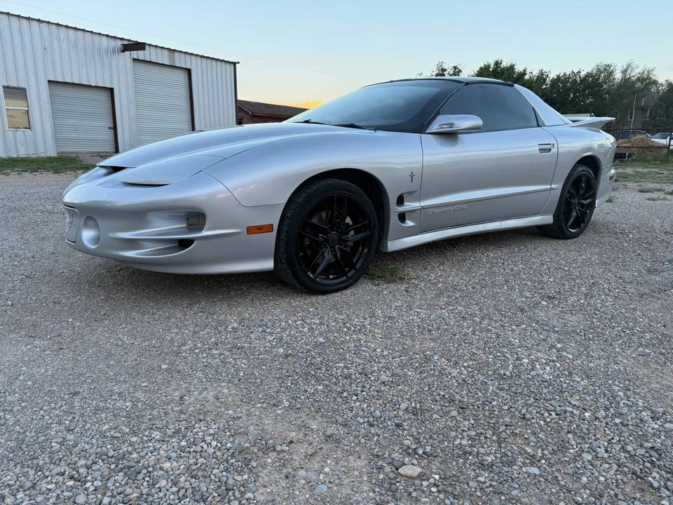 2002 Pontiac Firebird 4th Gen - Image 7 of 10