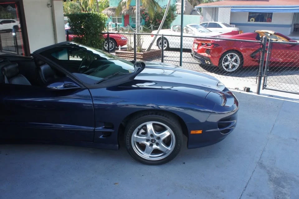 2002 Pontiac Firebird 4th Gen - Image 17 of 20