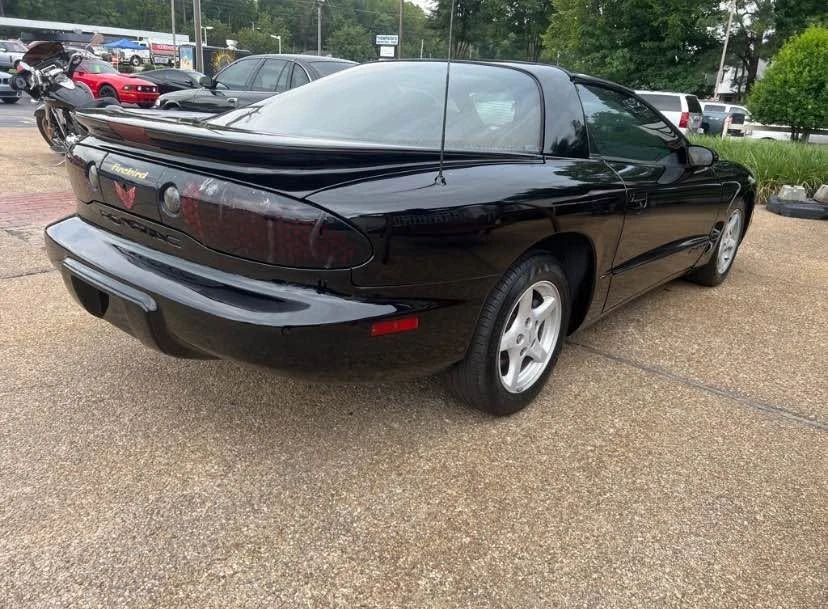 2002 Pontiac Firebird 4th Gen - Image 5 of 10