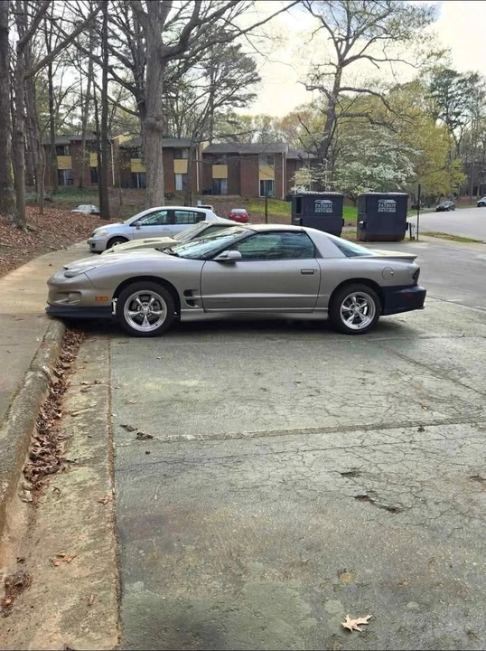 2002 Pontiac Firebird Trans Am 4th Gen - Image 2 of 9