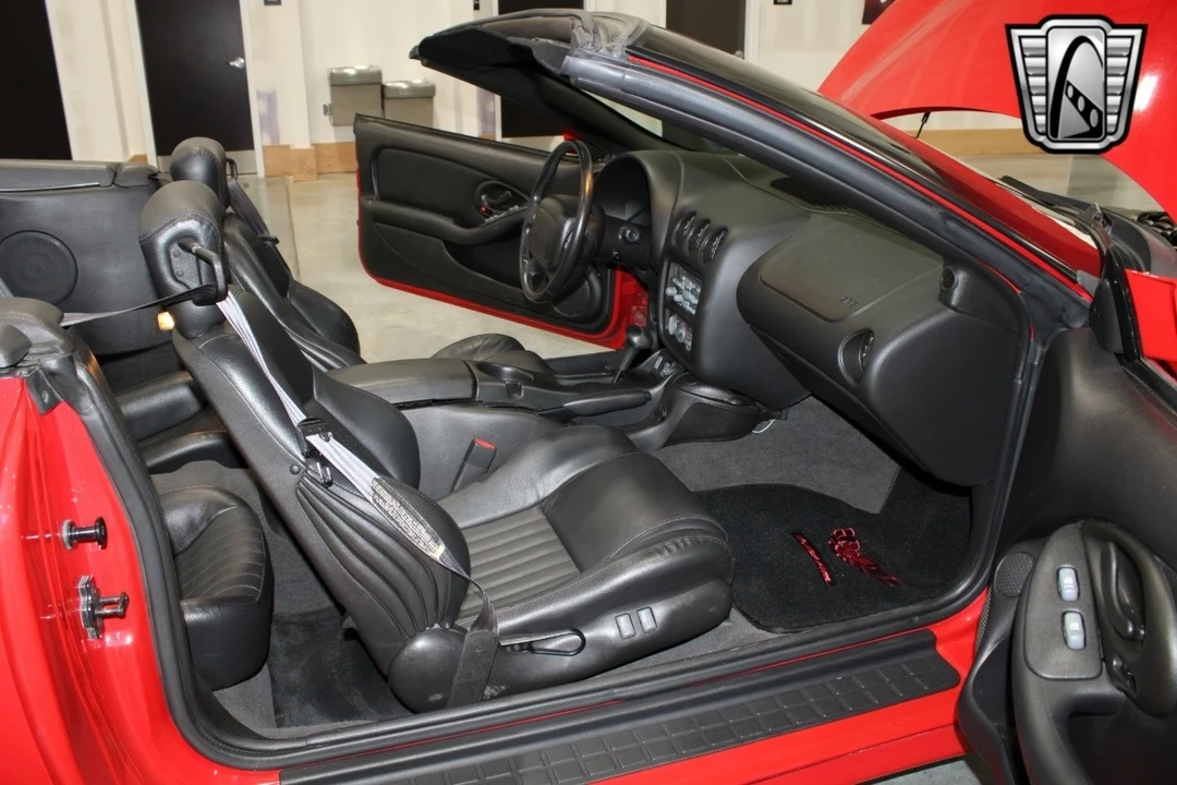 2002 Pontiac Firebird Trans Am 4th Gen - Image 9 of 12