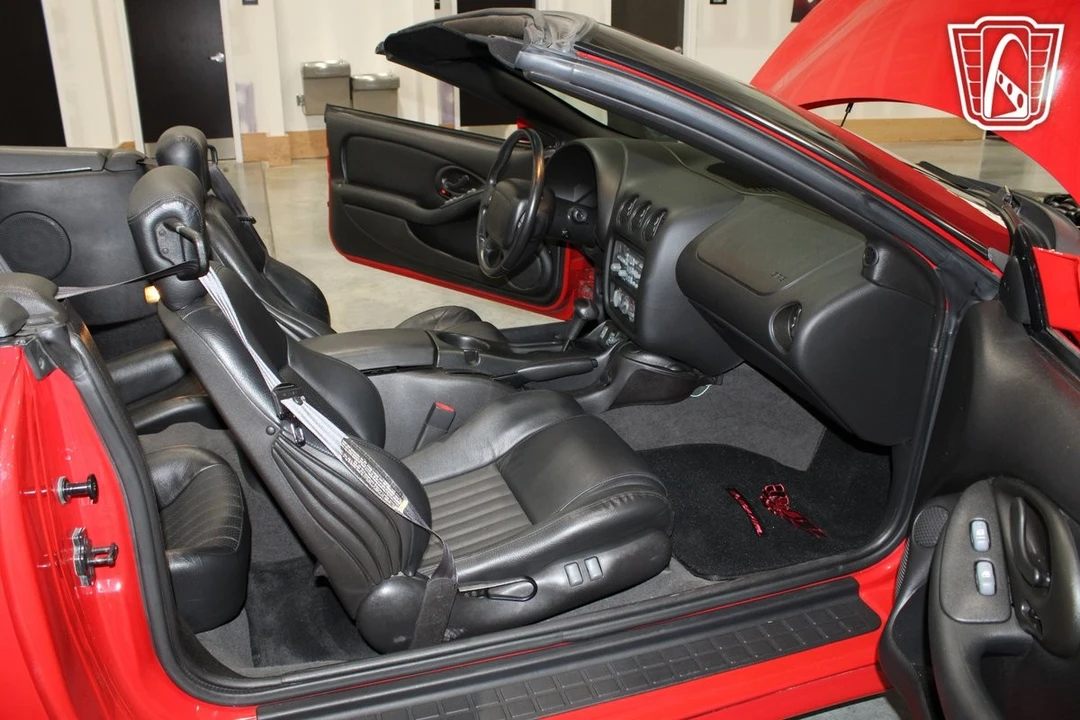 2002 Pontiac Firebird Trans Am 4th Gen - Image 8 of 12