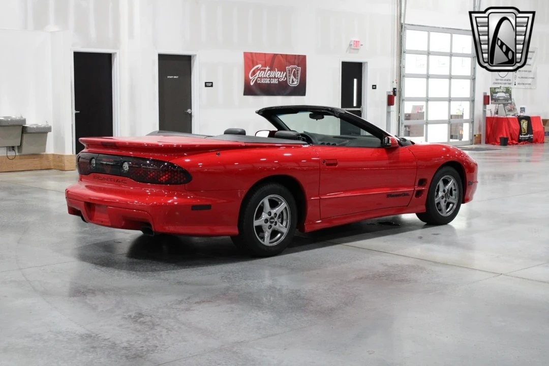 2002 Pontiac Firebird Trans Am 4th Gen - Image 5 of 12