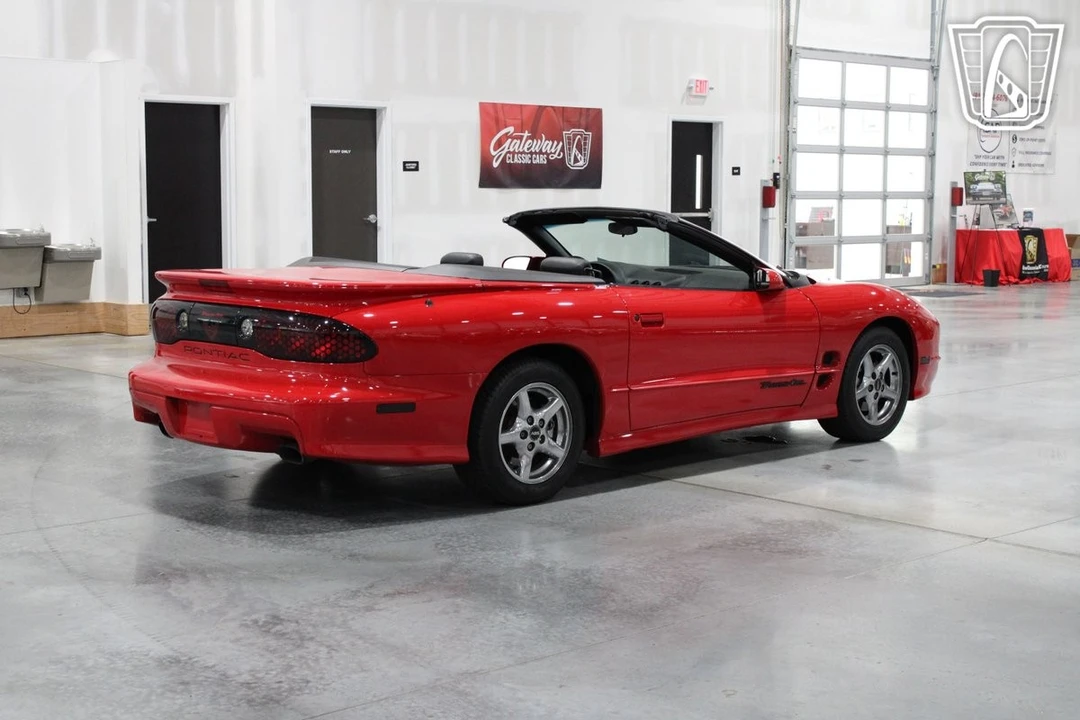 2002 Pontiac Firebird Trans Am 4th Gen - Image 5 of 12