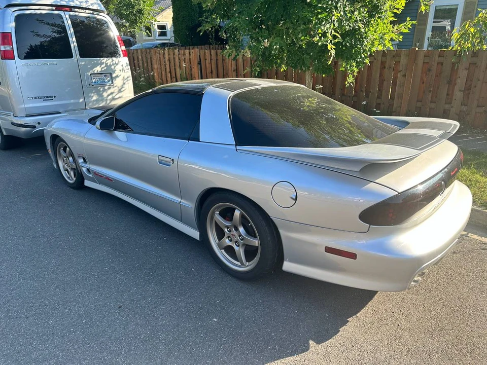 2002 Pontiac Firebird Trans Am 4th Gen - Image 5 of 7