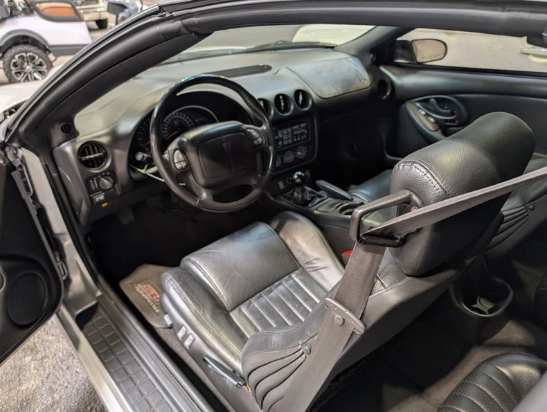 2002 Pontiac Firebird Trans Am 4th Gen - Image 11 of 15