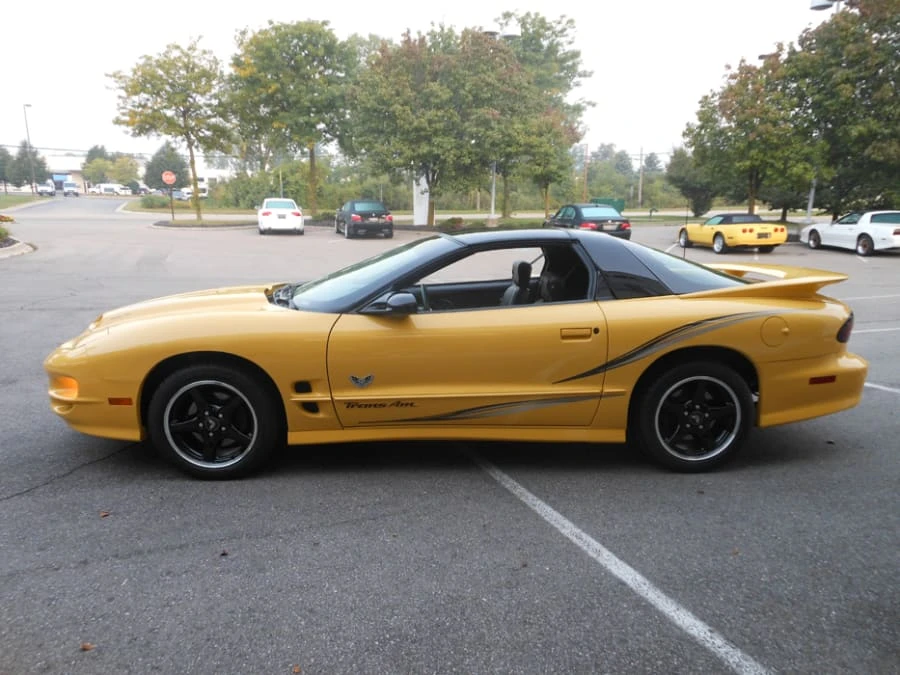 2002 Pontiac Firebird Trans Am 4th Gen - Image 2 of 11