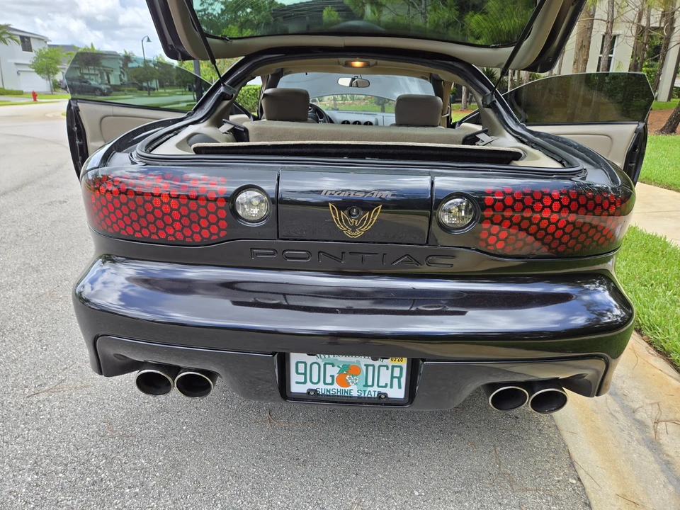 2002 Pontiac Firebird Trans Am 4th Gen - Image 25 of 28
